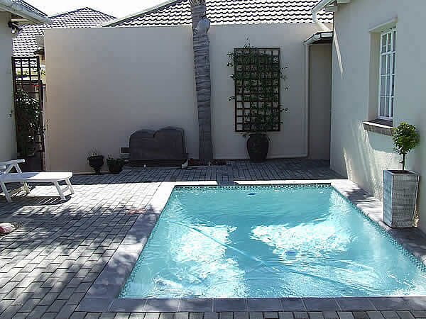 Swimming Pool guest house in Port Elizabeth